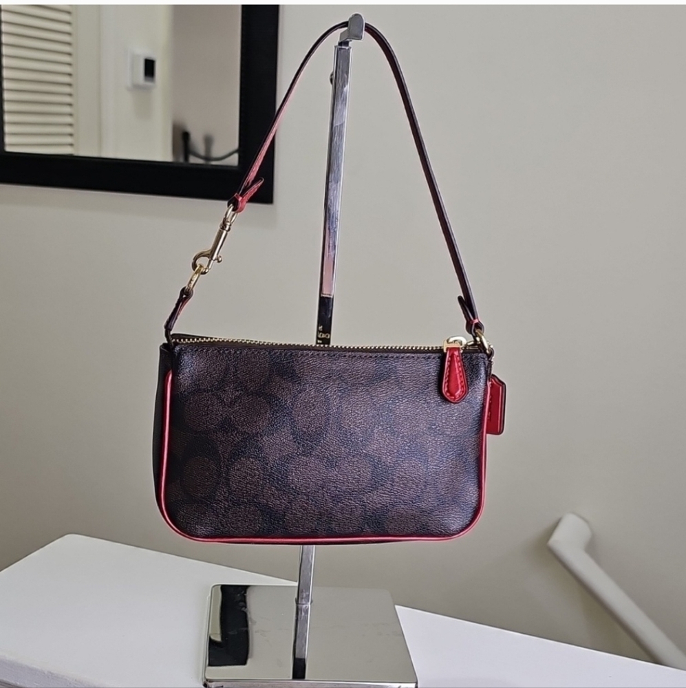 COACH C3308 Red/Gold Nolita 19 In Signature Canvas Excellent Like New Condition - Picture 4 of 5
